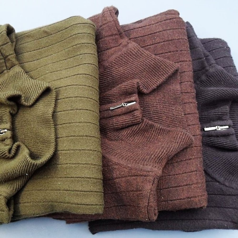 Van Heusen Men's long sleeved Ribbed knit Quarter zipper sweaters